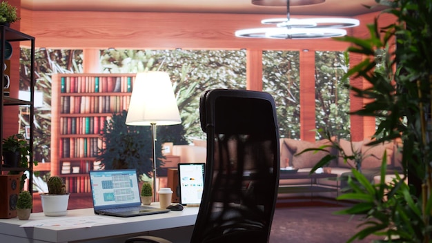 Jak zaprojektować przestrzeń, która sprzyja koncentracji i kreatywności?